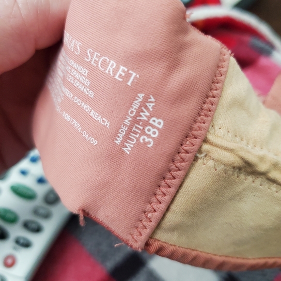 Victoria's secret bra - Picture 7 of 8